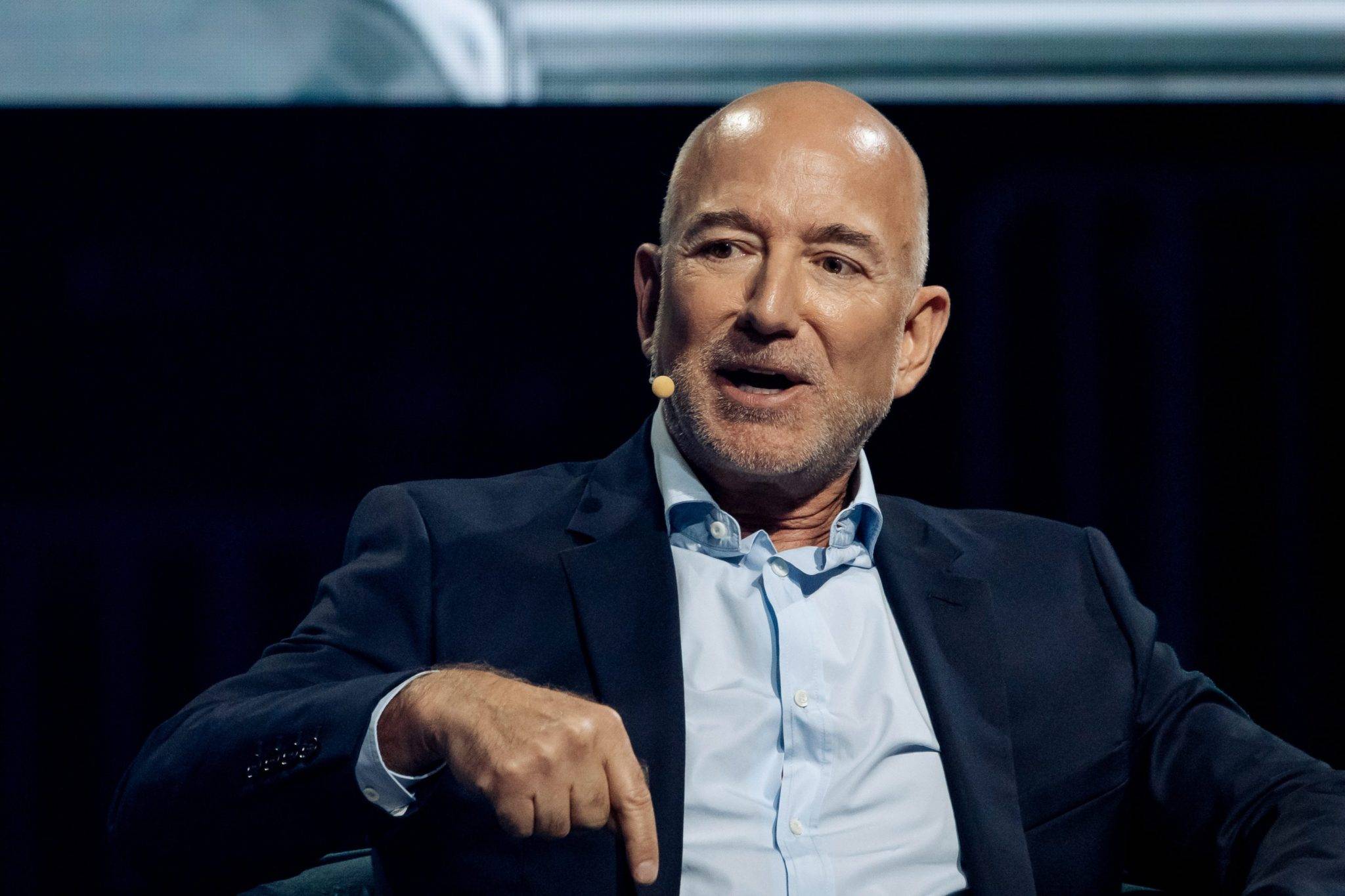 Bezos Revela Segredo para Sucesso da Amazon