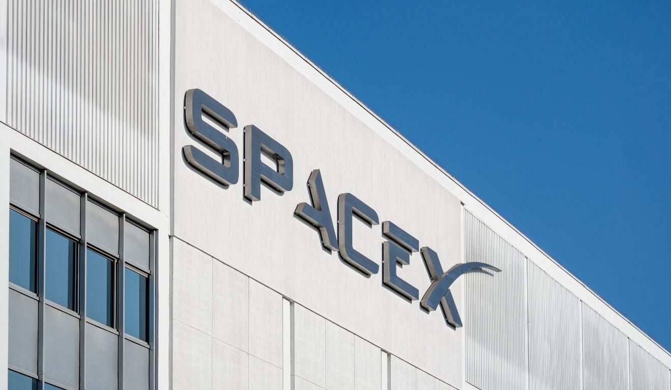 BTG Pactual projeta crescimento exponencial da SpaceX, impulsionada por IA e Starlink