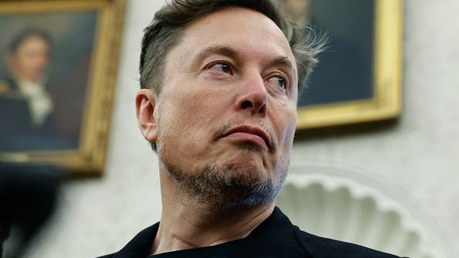 Elon Musk atinge marca de trilionário