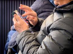 Governo brasileiro exige retirada de vídeos de IA com falsos médicos do YouTube após denúncias