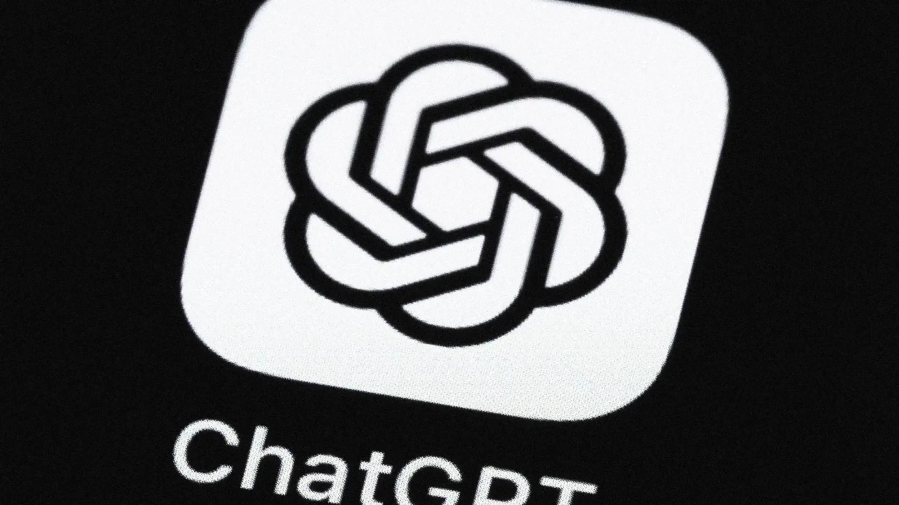 Preço do ChatGPT pode cair com avanço do Claude